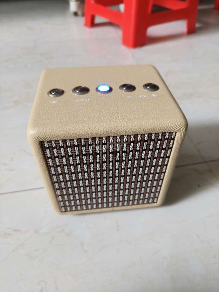 Loa JBL charge 5 lên vỏ bộc da đẹp. Mua bán Tivi, Âm thanh tại Quận Tân Phú Tp Hồ Chí Minh được đăng bởi Tuấn Trần hình 1