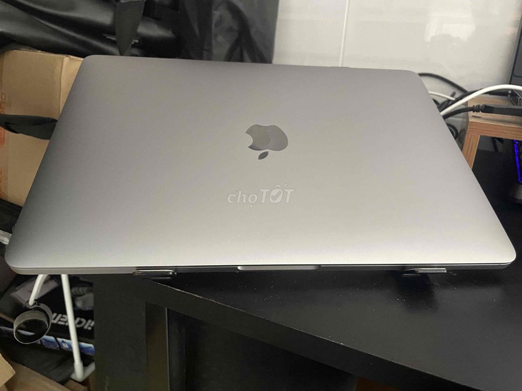 Bán Apple MacBook Pro 2017 i5 8GB/256GB 13”. Mua bán Laptop tại Quận Bình Tân Tp Hồ Chí Minh được đăng bởi Dang hình 1