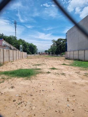Cho thuê 4500m2 đất 20m mặt tiền, TDM Bình Dương có 700m thổ cư. Cho thuê đất tại Thành phố Thủ Dầu Một Bình Dương được đăng bởi Trần Thắng