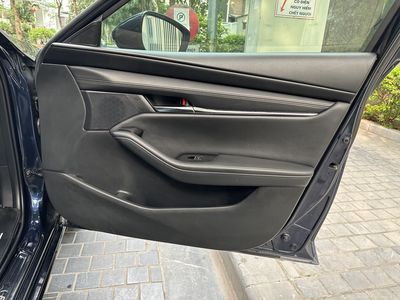 Mazda3 #Luxury 2021 Cavanside