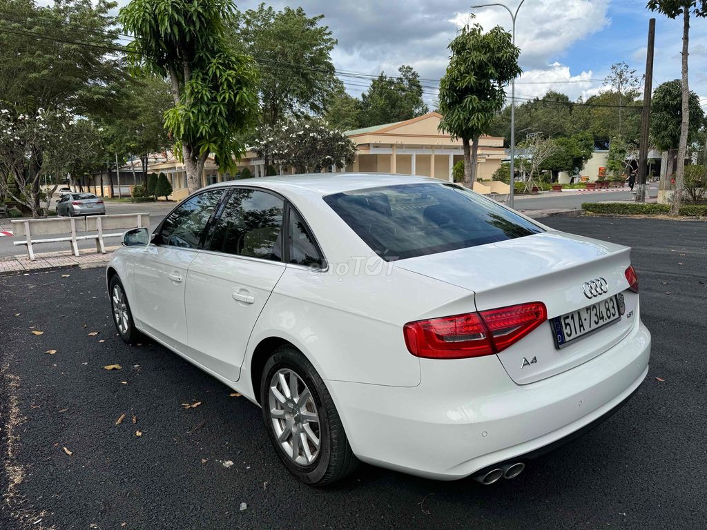Xe Gia Đình Audi A4 DKi 2014  - Zin siêu đẹp. Mua bán Ô tô tại Quận Bình Tân Tp Hồ Chí Minh được đăng bởi Mr Tan hình 7