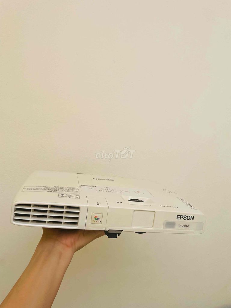 Máy chiếu Epson EB-1760W WXGA Trắng. Mua bán Đồ dùng văn phòng tại Quận Tây Hồ Hà Nội được đăng bởi Nguyen Minh Duc hình 1