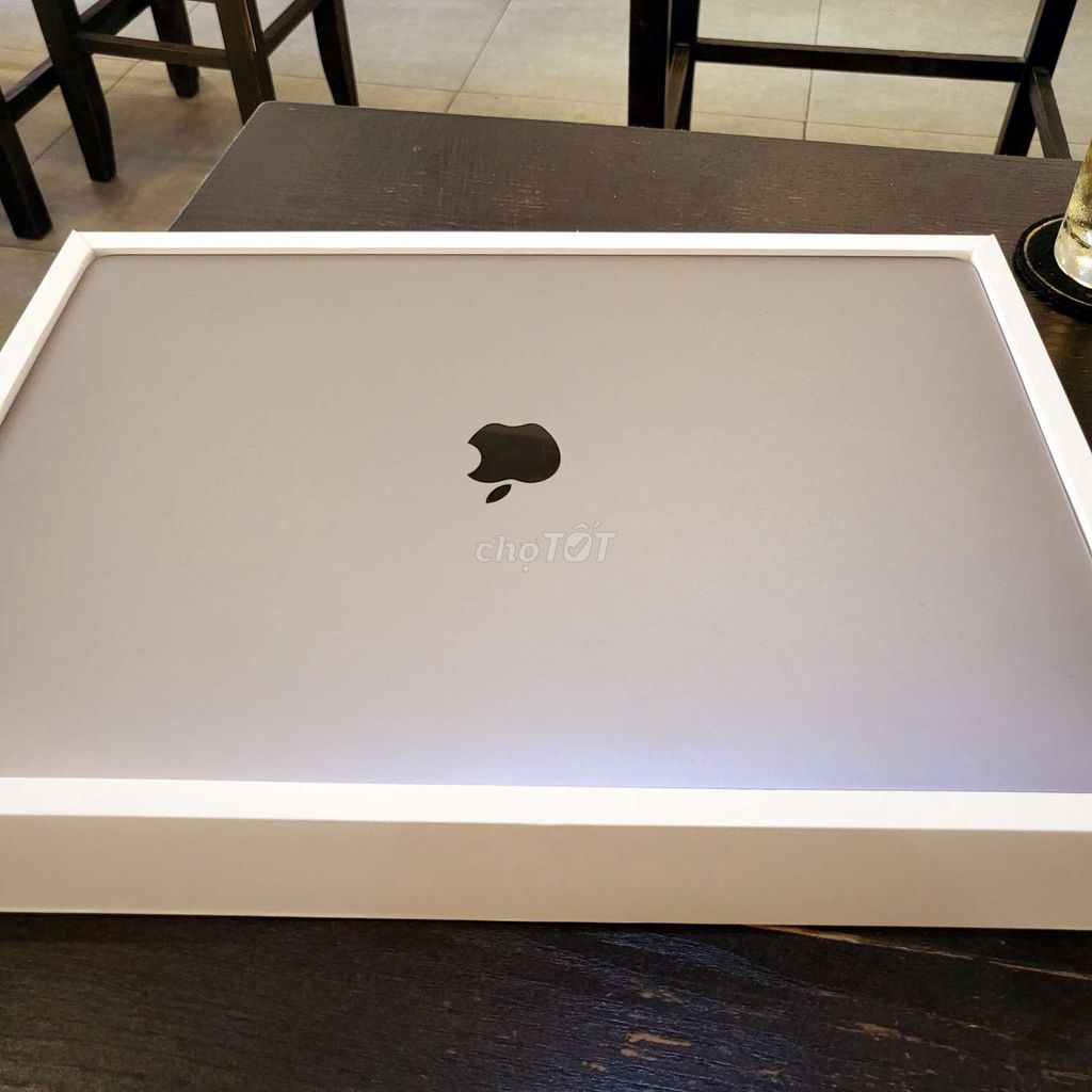 MacBook Pro 2019 16inch thanh lí đẹp keng