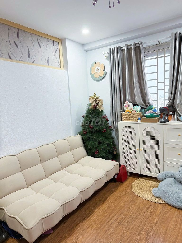 Chung cư Lotus Garden 71m2, 2 phòng ngủ, bán quận Tân Phú