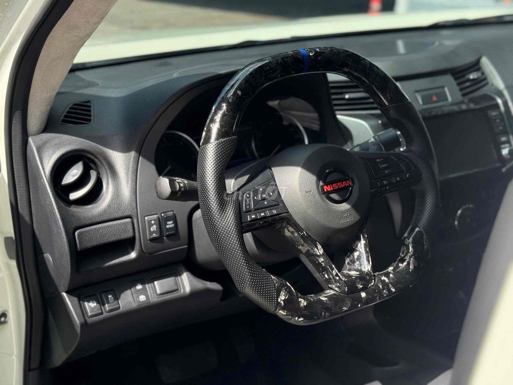 Nissan Navara 2022 PRO4X - 21000 km. Mua bán Ô tô tại Quận Tân Phú Tp Hồ Chí Minh được đăng bởi Thuý Thanh hình 6