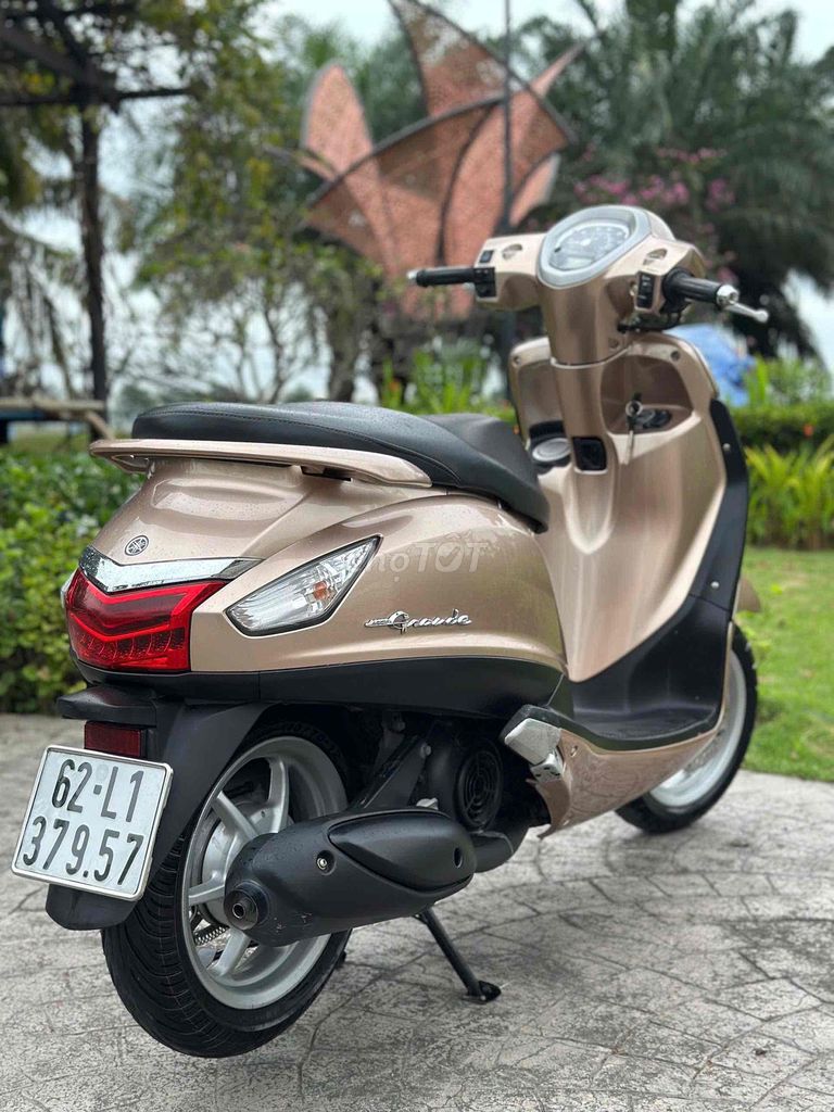 Yamaha Grande 2016 Máy Zin Êm Xe Đẹp Bao Chất. Mua bán Xe máy tại Quận 12 Tp Hồ Chí Minh được đăng bởi Anna Nguyen hình 6