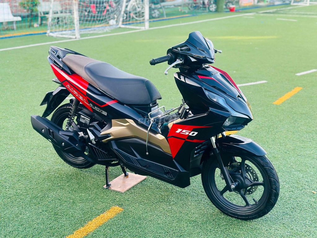 Honda Airblade 150 ABS 2021 Đen Đỏ Vàng. Mua bán Xe máy tại Huyện Chợ Mới An Giang được đăng bởi XE MÁY THIỆN PHÁT AN GIANG hình 6
