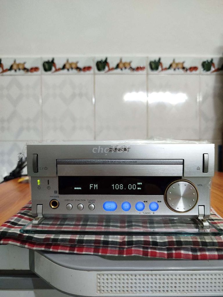 SONY ÂMLY, RADIO, CD.  D1