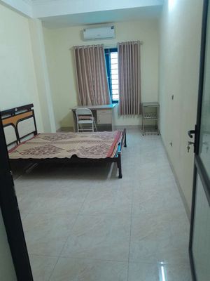 Room 27 m² · Phố Tam Khương