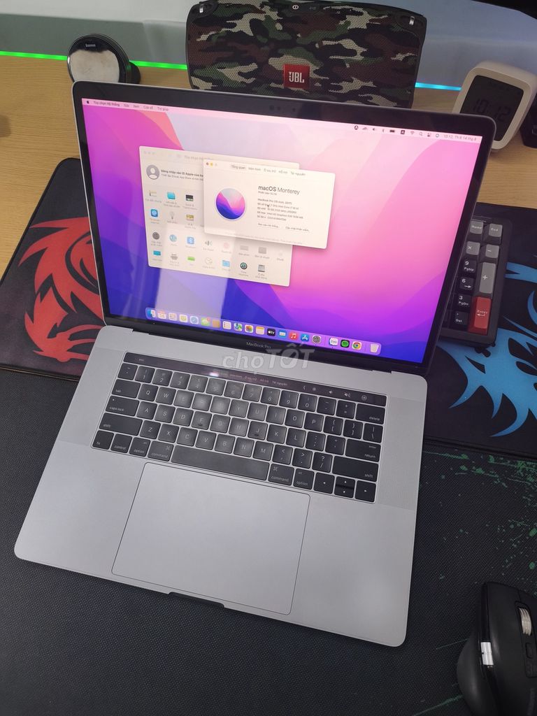 Cần ban MacBook Pro 2017 i7 15 inch/512GB Bạc. Mua bán Laptop tại Quận 3 Tp Hồ Chí Minh được đăng bởi Linh hình 1