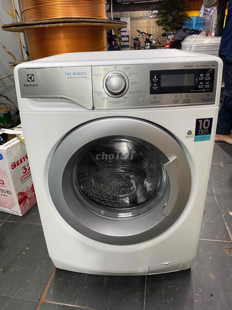 Máy giặt Electrolux EWF12938 9kg cửa trước Trắng. Mua bán Máy giặt tại Quận 8 Tp Hồ Chí Minh được đăng bởi LÊ HIỆP hình 1