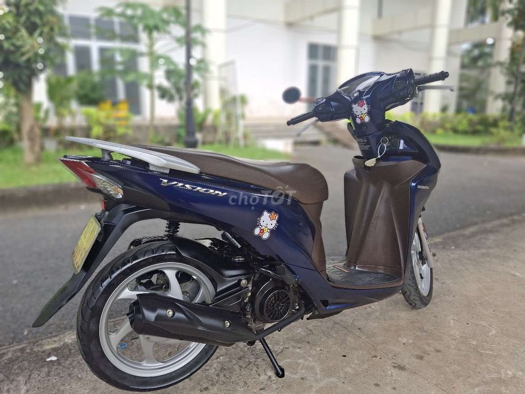 Honda VISION . ĐK 2017. BS 62  XE ZIN CHÍNH CHỦ. Mua bán Xe máy tại Huyện Nhà Bè Tp Hồ Chí Minh được đăng bởi tuân anh  hình 4