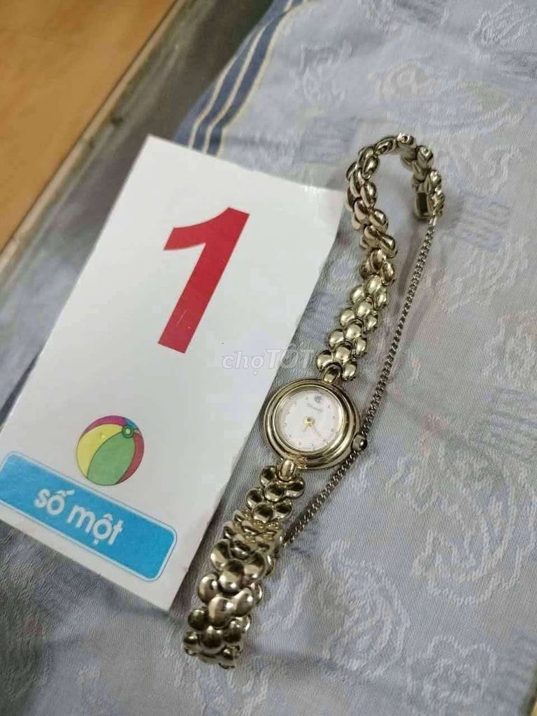 Đeo tay nữ si xịn. Mua bán Đồng hồ tại Quận Hồng Bàng Hải Phòng được đăng bởi Phong Trần  hình 1