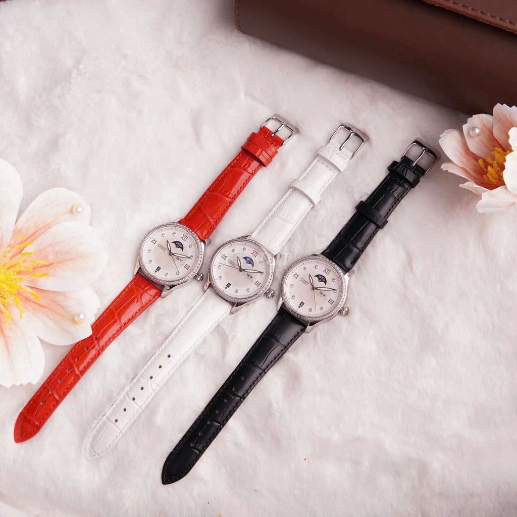 Đồng hồ I&W CARNIVAL Nữ. Mua bán Đồng hồ tại Quận Cẩm Lệ Đà Nẵng được đăng bởi Lorencia Xách Tay hình 1