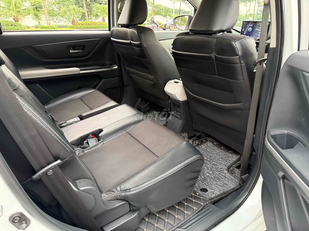 Toyota Veloz Cross 2022 CVT - 71000 km. Mua bán Ô tô tại undefined undefined được đăng bởi Dong Doanh hình 9