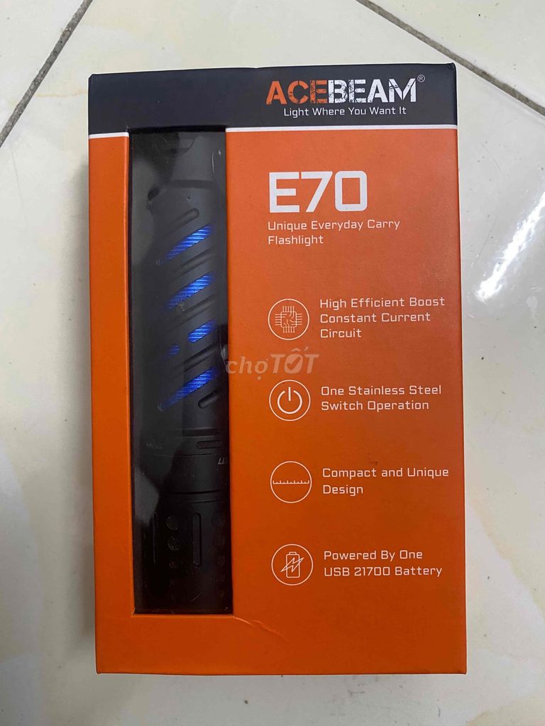 Đèn pin siêu sáng AceBeam E70 4600Lm