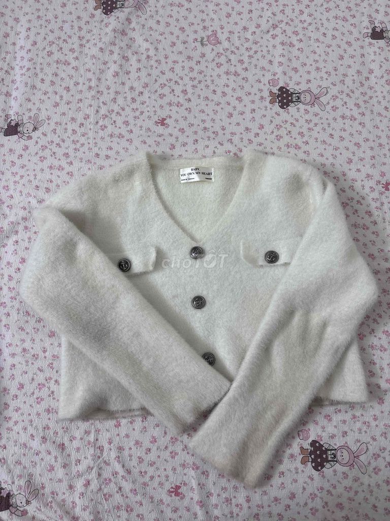 [pass] áo tingoan len cổ tim màu trắng đã used. Mua bán Quần áo tại Huyện Phúc Thọ Hà Nội được đăng bởi Thu Trang Nguyễn hình 1