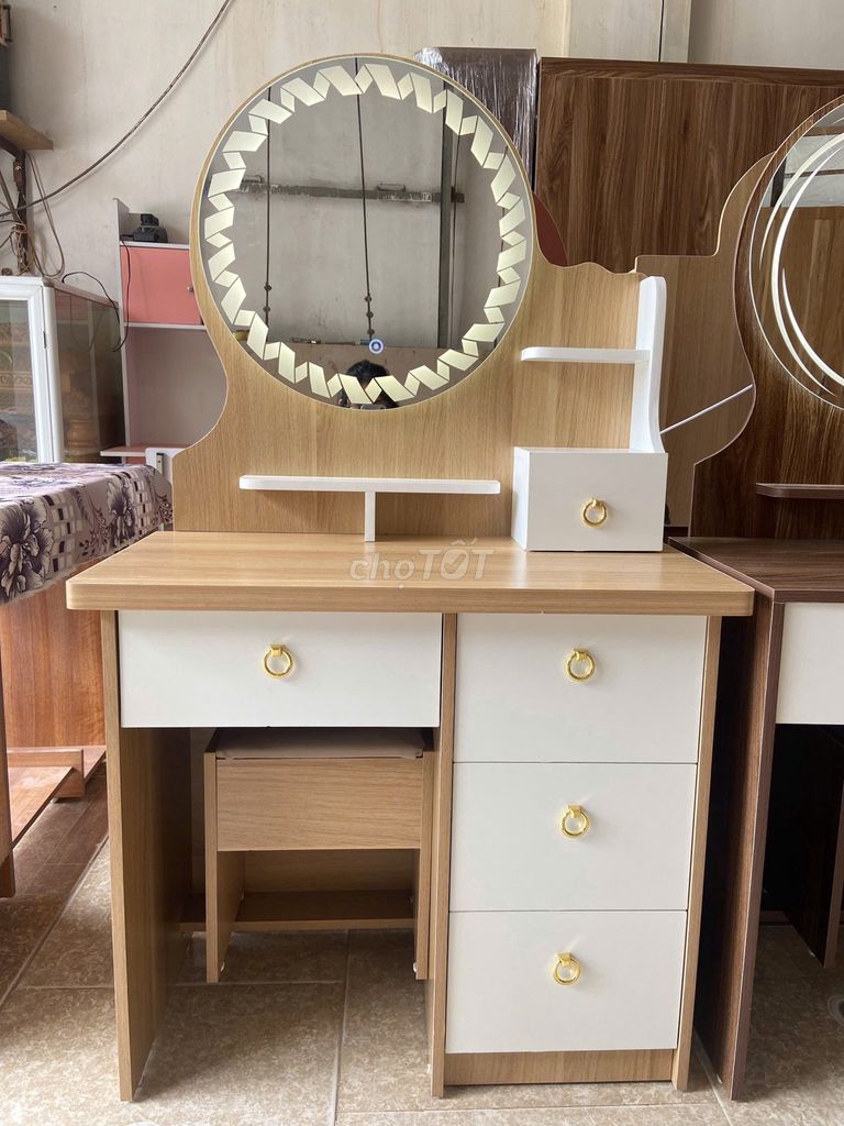 đồ trang trí phòng ngủ ban phannn đẹp. Mua bán Cây cảnh, đồ trang trí tại Quận Liên Chiểu Đà Nẵng được đăng bởi Salon gỗ Hoa Hùng hình 1