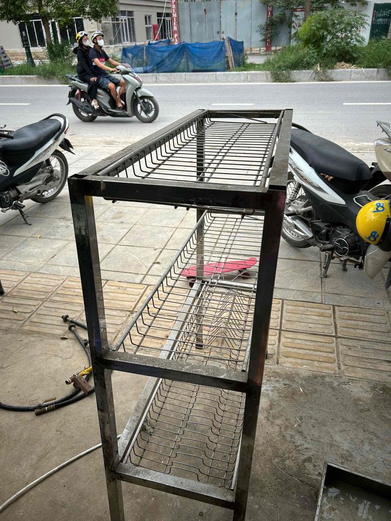 Kệ rửa bát Inox Bạc chống gỉ sét. Mua bán Dụng cụ nhà bếp tại Quận Nam Từ Liêm Hà Nội được đăng bởi Nguyễn Hương hình 1