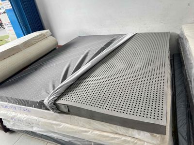 Thanh lý nệm cao su thiên nhiên 100%. Mua bán Giường, chăn ga gối nệm tại Quận 11 Tp Hồ Chí Minh được đăng bởi Hoàng Trang Kho Nệm Xuất Dư