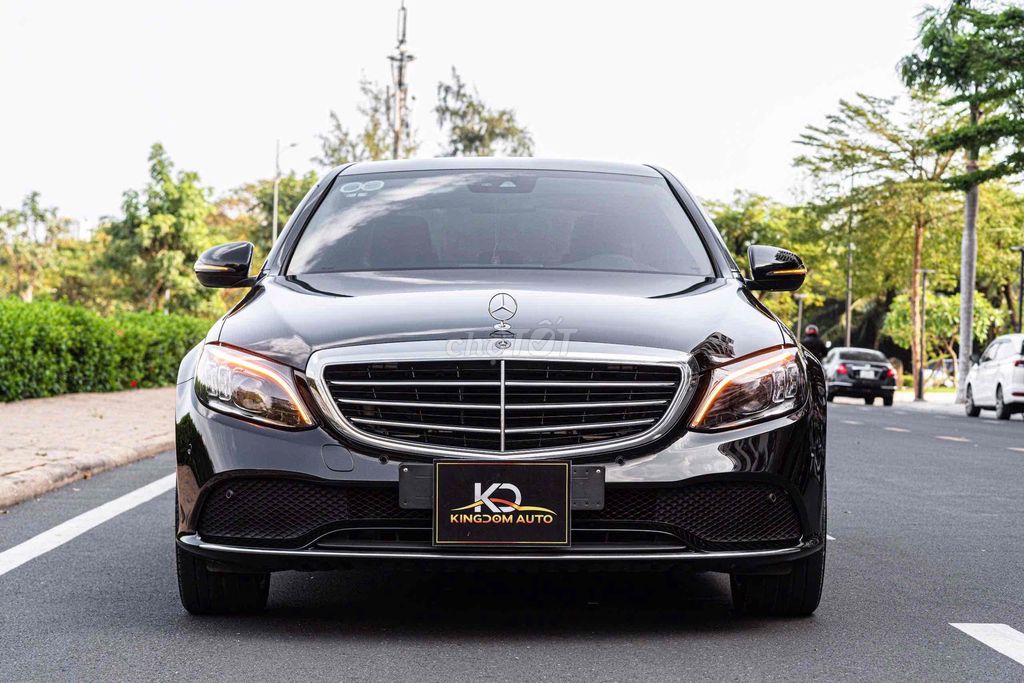 C200 Exclusive model 2022 màu đen siêu đẹp giá tôt. Mua bán Ô tô tại Quận 7 Tp Hồ Chí Minh được đăng bởi Dương Phương hình 1