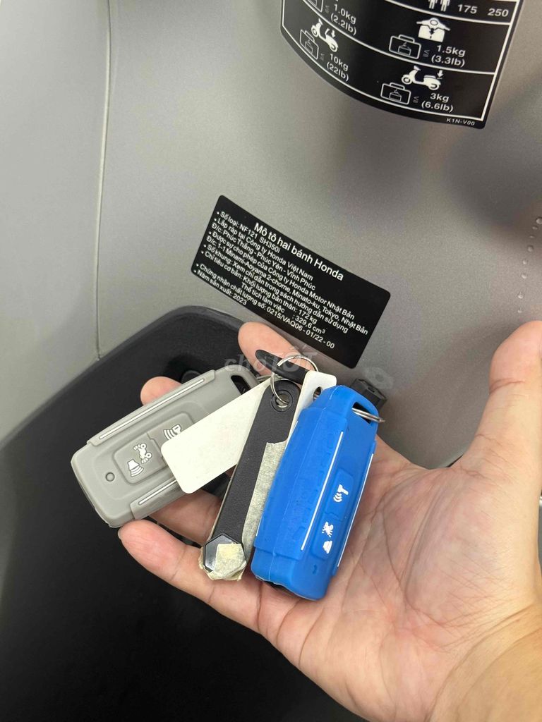 Sh350i 2023 xám bạc lướt 3000km. Mua bán Xe máy tại Quận Tân Bình Tp Hồ Chí Minh được đăng bởi Thang Nguyen hình 3