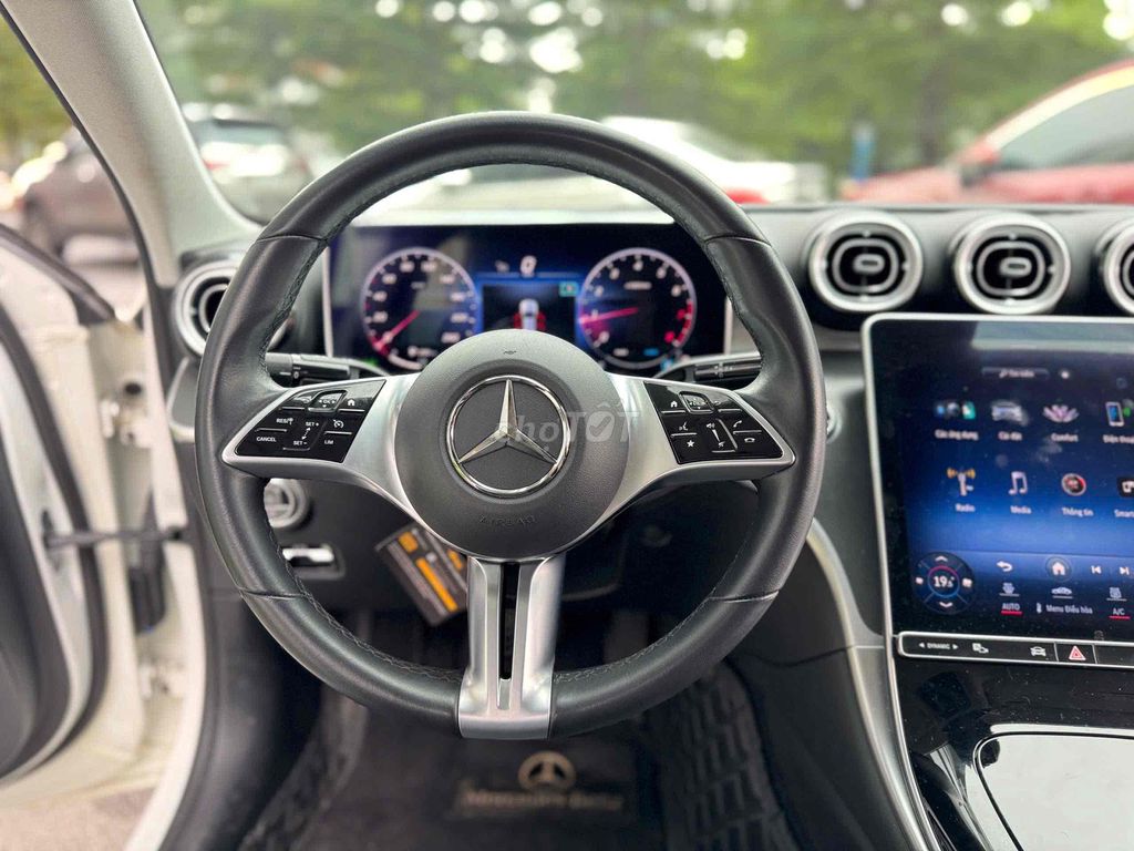 Mercedes Benz C200 Avantgarde 2023 đăng kí 2024. Mua bán Ô tô tại Quận Nam Từ Liêm Hà Nội được đăng bởi Đại lý Toyota Mỹ Đình hình 8