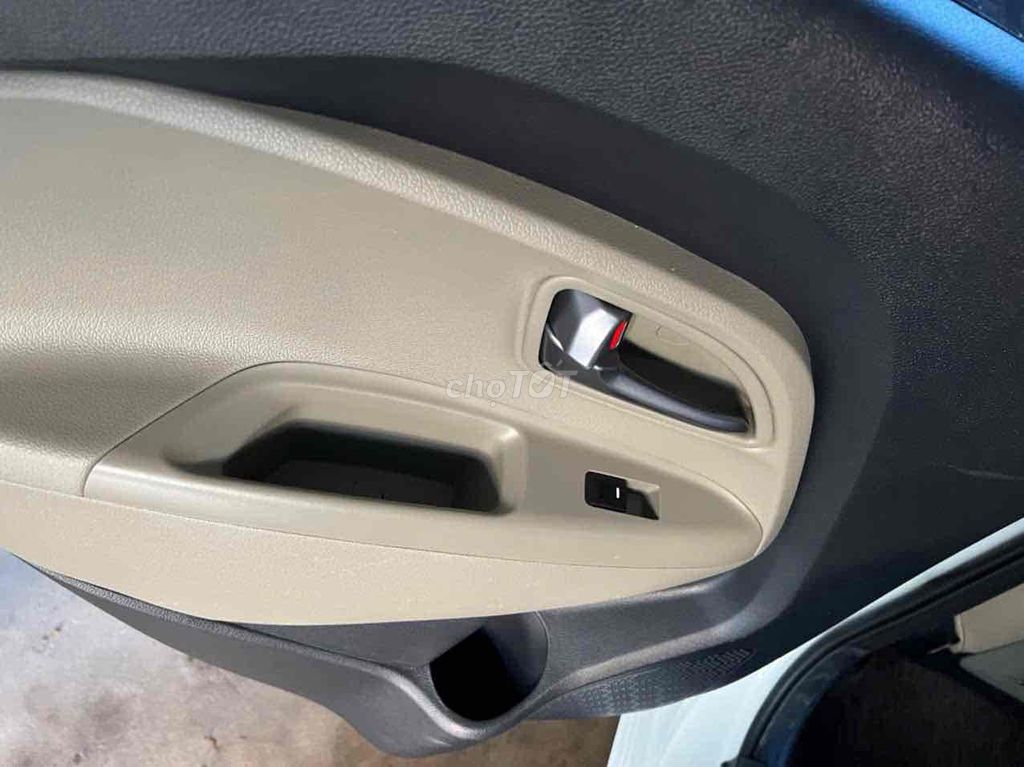 Kia Rio 2016 1.4 AT Sedan - 150000 km. Mua bán Ô tô tại Thành phố Mỹ Tho Tiền Giang được đăng bởi M hình 8
