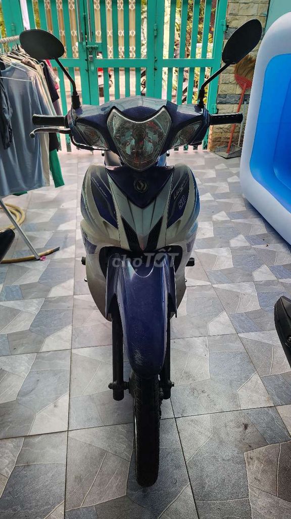 Elegant 50cc máy zin êm sạch đẹp.