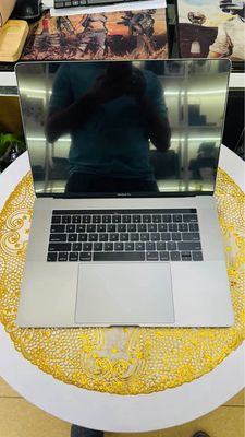 Bán Macbook pro 15 inch 2018 touchbar. Mua bán Laptop tại Quận Ngô Quyền Hải Phòng được đăng bởi Bùi Quang Hoà