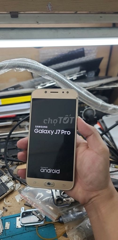 Samsung Galaxy J7 Pro Vàng. Mua bán Điện thoại tại Quận Hải Châu Đà Nẵng được đăng bởi Nguyễn Bách hình 1