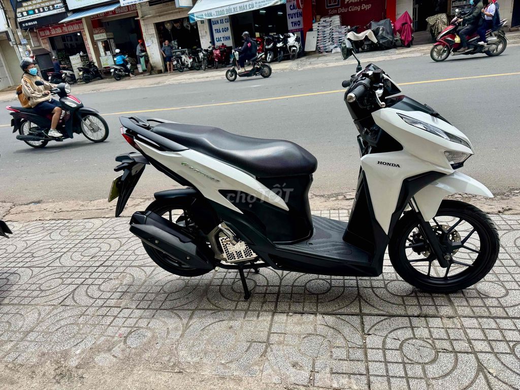 ✳️✳️ Vario 125 trắng đen 2021 xe đẹp có trả góp. Mua bán Xe máy tại Thành phố Biên Hòa Đồng Nai được đăng bởi XE MÁY CŨ THÀNH MỸ  hình 4