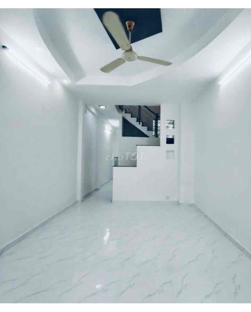 NHÀ RỘNG MỚI, HẺM XE HƠI, GẦN HÀNG XANH, 48m2, 1 TRỆT 1L SÂN ĐỂ XE OK