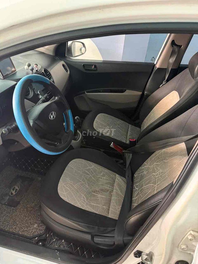 Hyundai i10 sx 2015 nhập Ấn Độ. rất đẹp.. Mua bán Ô tô tại Quận Tân Phú Tp Hồ Chí Minh được đăng bởi chú năm phát  hình 6