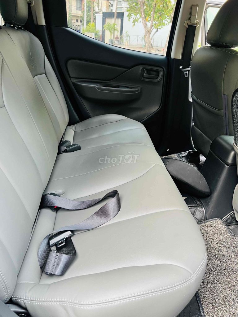 Mitsubishi Triton 2019 4x2 MT cực đẹp - 92000 km. Mua bán Ô tô tại Quận 12 Tp Hồ Chí Minh được đăng bởi Phạm Hoàng hình 10