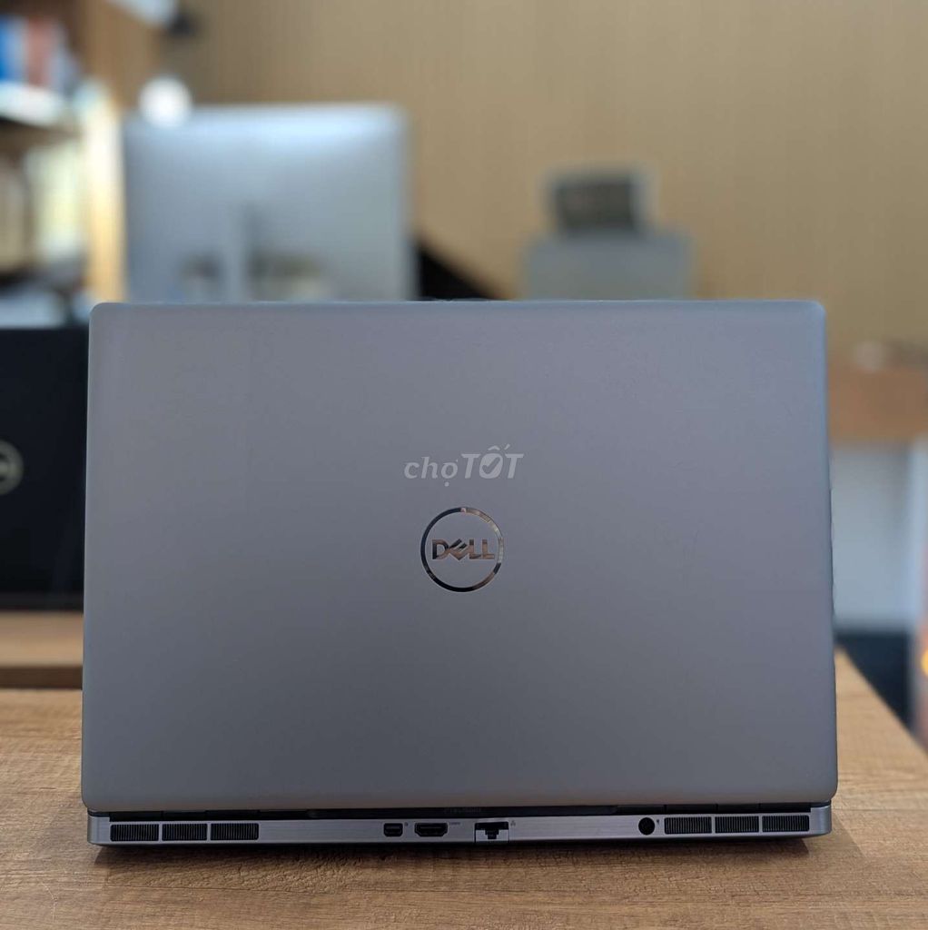 Dell Precision 7550 i7/32/512/T2000 có trầy. Mua bán Laptop tại Quận Ninh Kiều Cần Thơ được đăng bởi Laptop Sinh Viên Cần Thơ hình 1