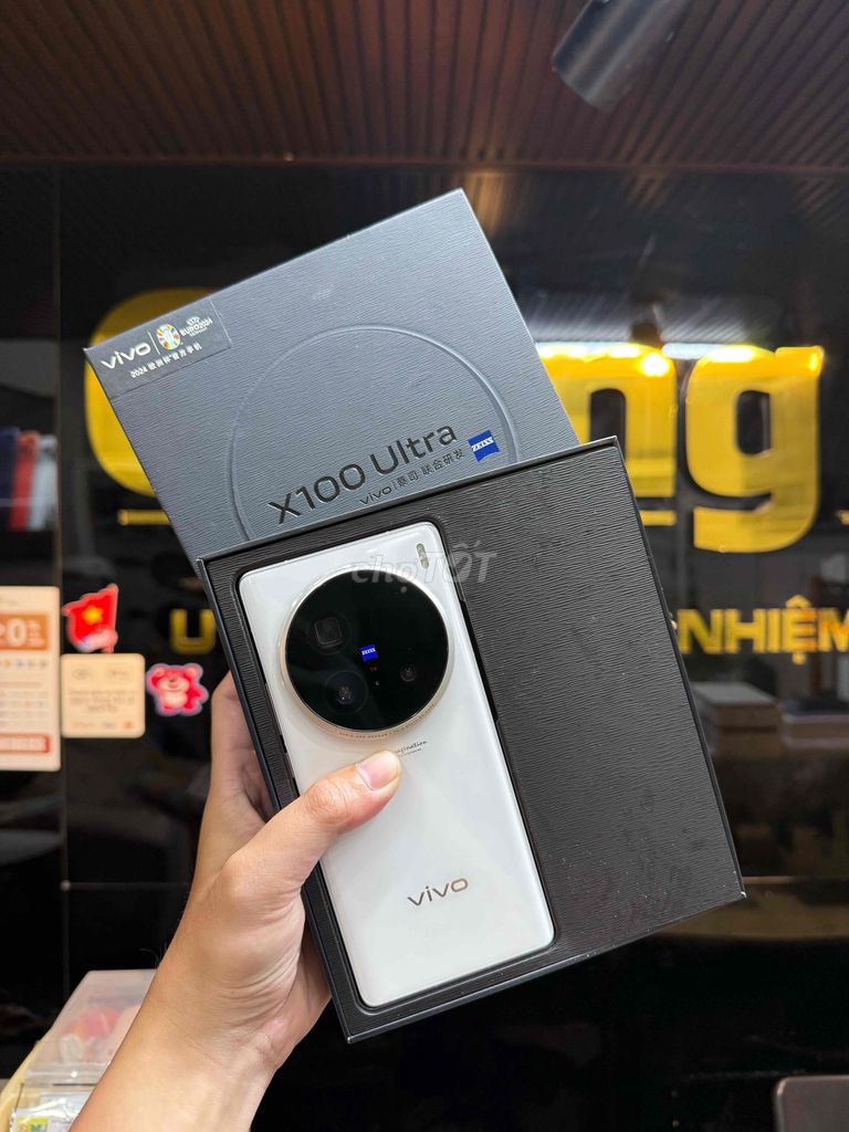 Vivo X100 Ultra 256GB Trắng. Mua bán Điện thoại tại Thành phố Thủ Đức Tp Hồ Chí Minh được đăng bởi Phạm Huy hình 1