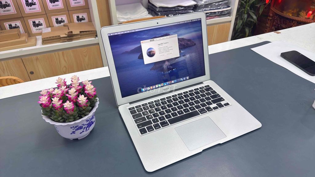 MacBook Air 2015: Core i5/4GB/256GB- Máy đẹp. Mua bán Laptop tại Quận Thanh Khê Đà Nẵng được đăng bởi Tín Phát Apple hình 1