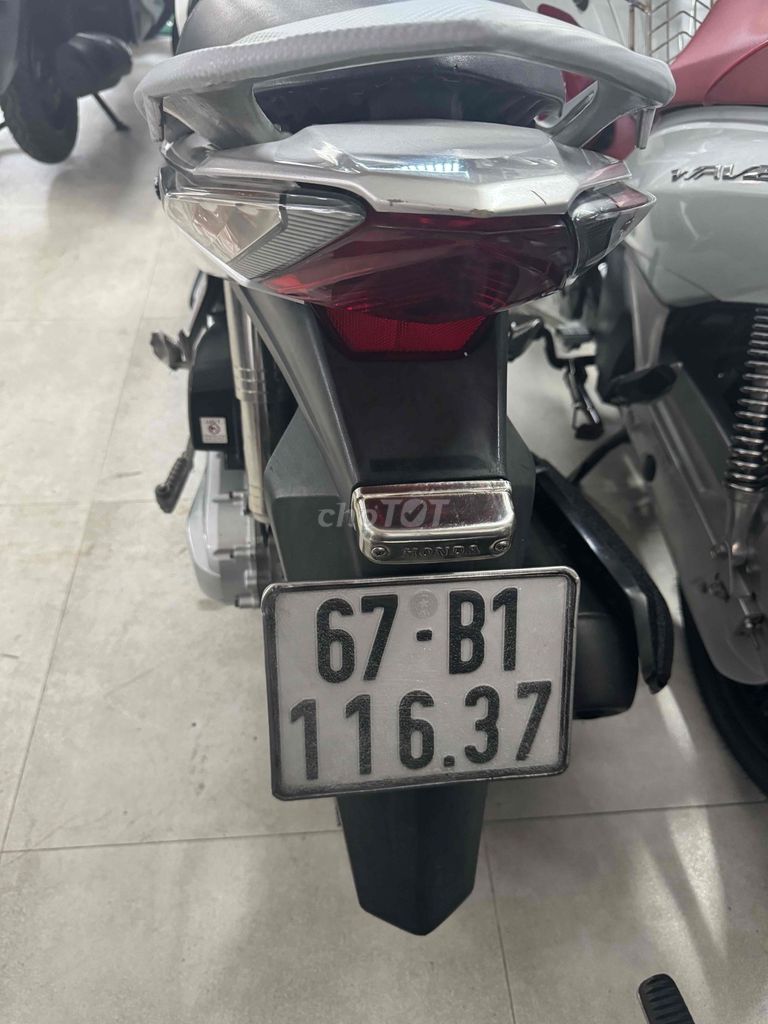 Air Blade 110cc Đời 2011.. Xe Còn Khá Đẹp. Mua bán Xe máy tại Thành phố Long Xuyên An Giang được đăng bởi Cửa Hàng Xe Minh Hạnh hình 11