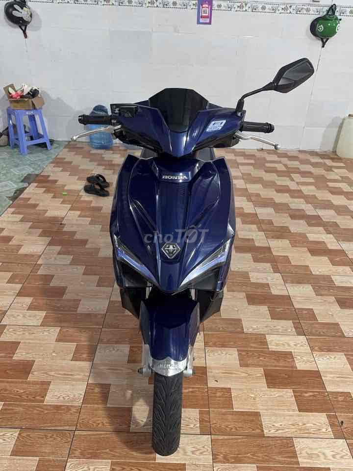 Honda Air Blade 125 синий вьетнамский