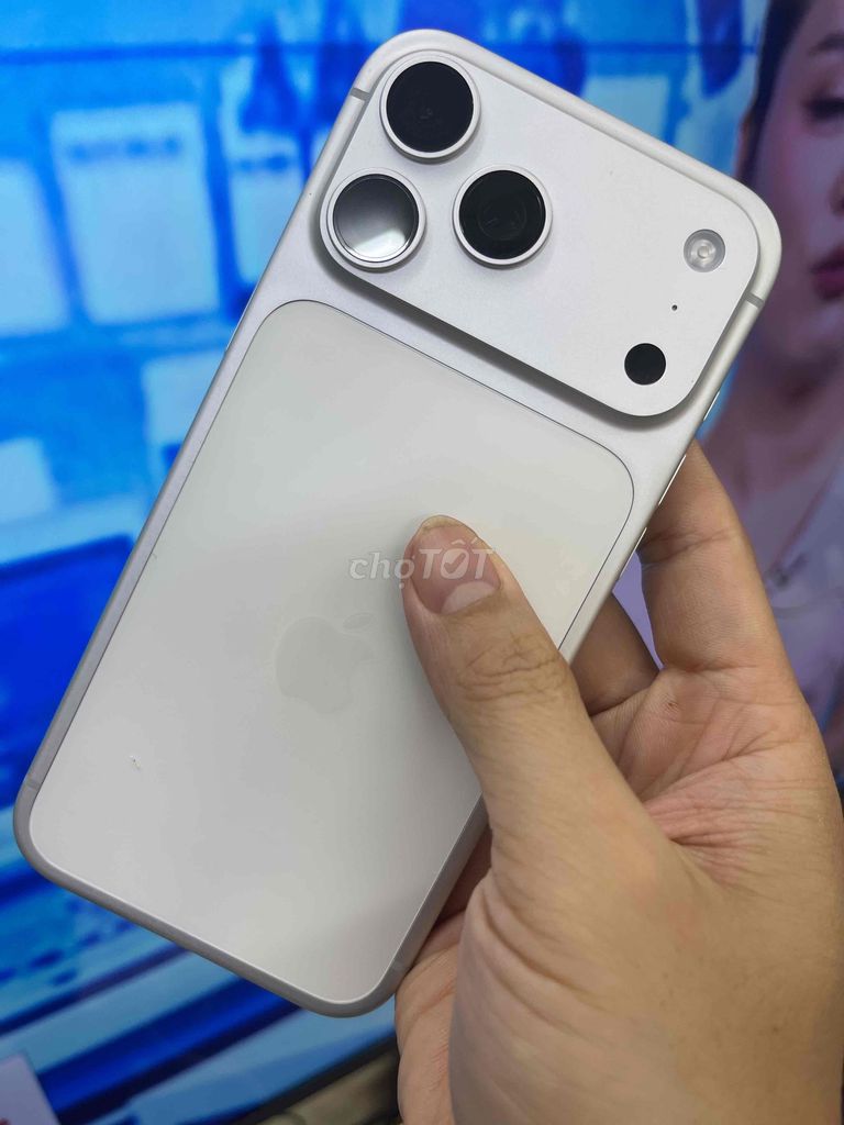 17 promax 256gb Việt Nam!  iPhone màu Bạc đẹp. Mua bán Điện thoại tại Quận Long Biên Hà Nội được đăng bởi Phạm Xuân Quý hình 1