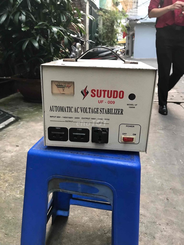 ổn áp 1.5kva máy đẹp dây đồng ra 100-110-220v