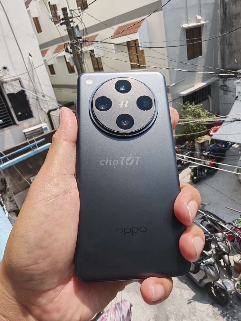 Oppo find x8 pro nội địa 16/512 Fullbox. Mua bán Điện thoại tại Quận 5 Tp Hồ Chí Minh được đăng bởi thanh liêm hình 1