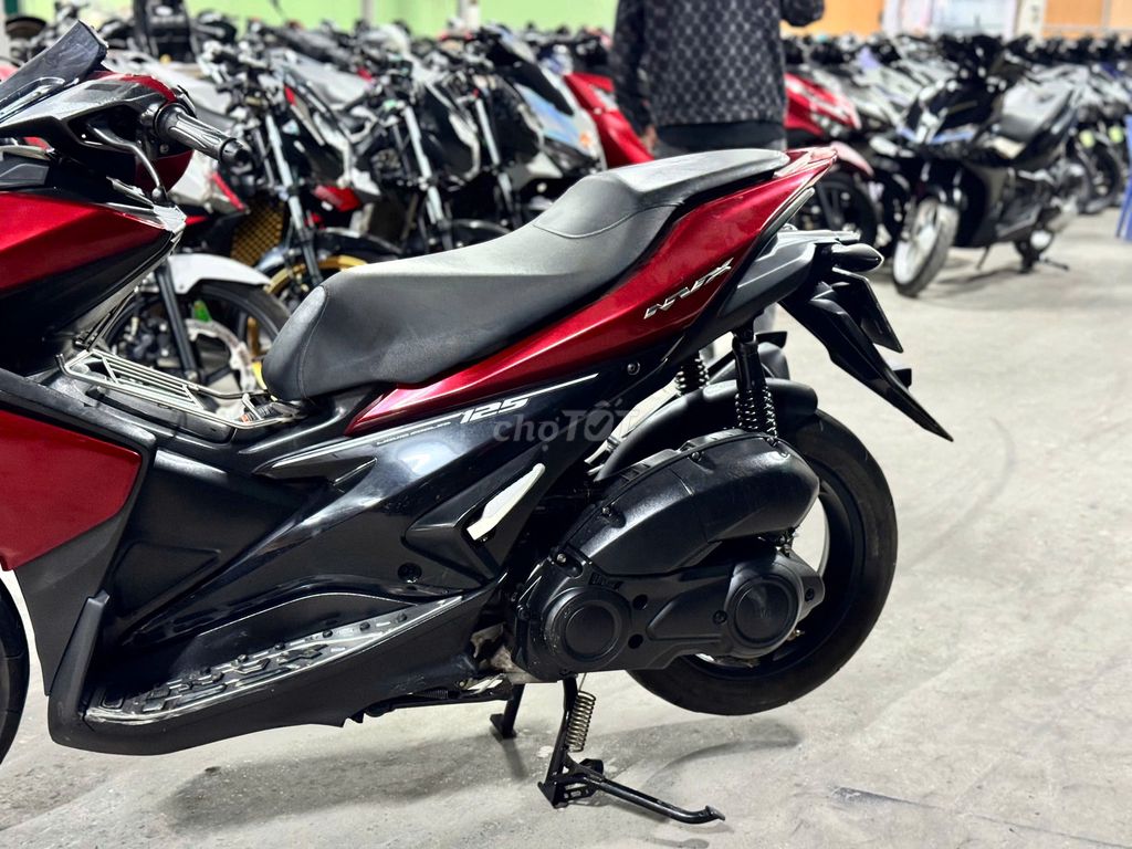 XE MÁYTHANH TÙNG_NVX 125 ĐỎ MẬN NGUYÊN BẢN BAO ZIN. Mua bán Xe máy tại Quận Nam Từ Liêm Hà Nội được đăng bởi THANH TÙNG hình 3