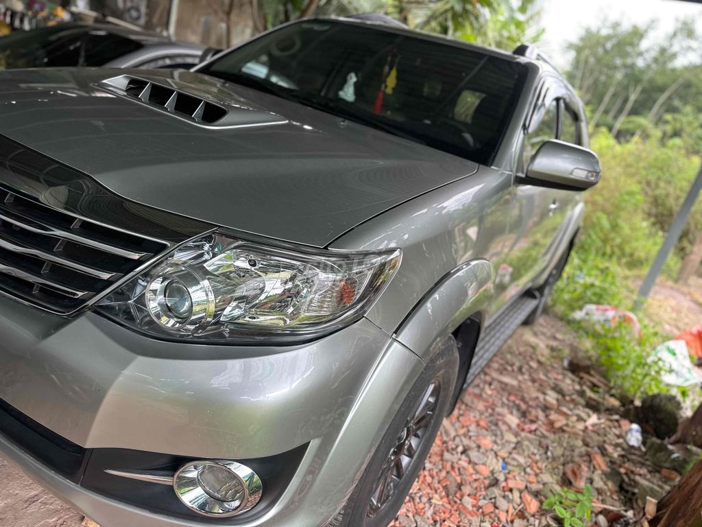 Toyota Fortuner 2016 2.7V 4x2 - 12787 km. Mua bán Ô tô tại Huyện Bàu Bàng Bình Dương được đăng bởi Trần Văn Quang hình 1