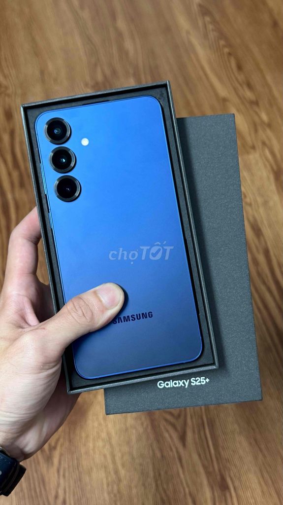 Samsung Galaxy S25 Plus 256GB NAVY VIỆT NAM 99%. Mua bán Điện thoại tại Quận Hà Đông Hà Nội được đăng bởi Trung Nguyễn hình 1