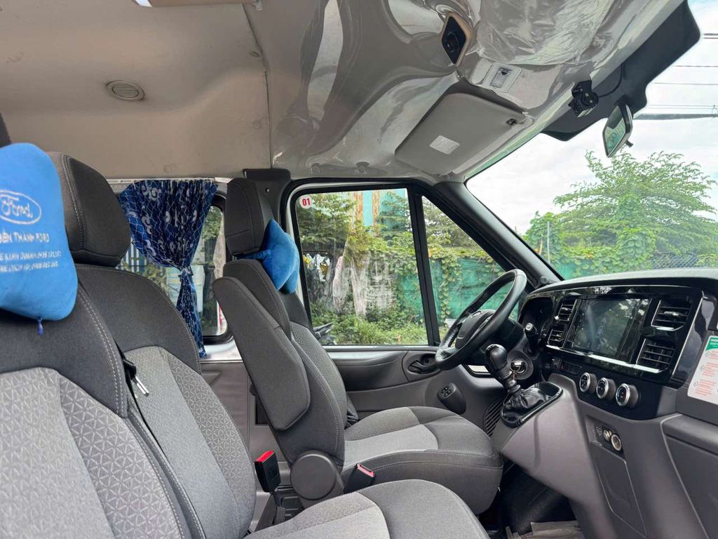 Ford Transit 2024 16 chỗ Bạc 77254 km. Mua bán Ô tô tại Quận Bình Tân Tp Hồ Chí Minh được đăng bởi LÂM TUẤN VINH hình 6