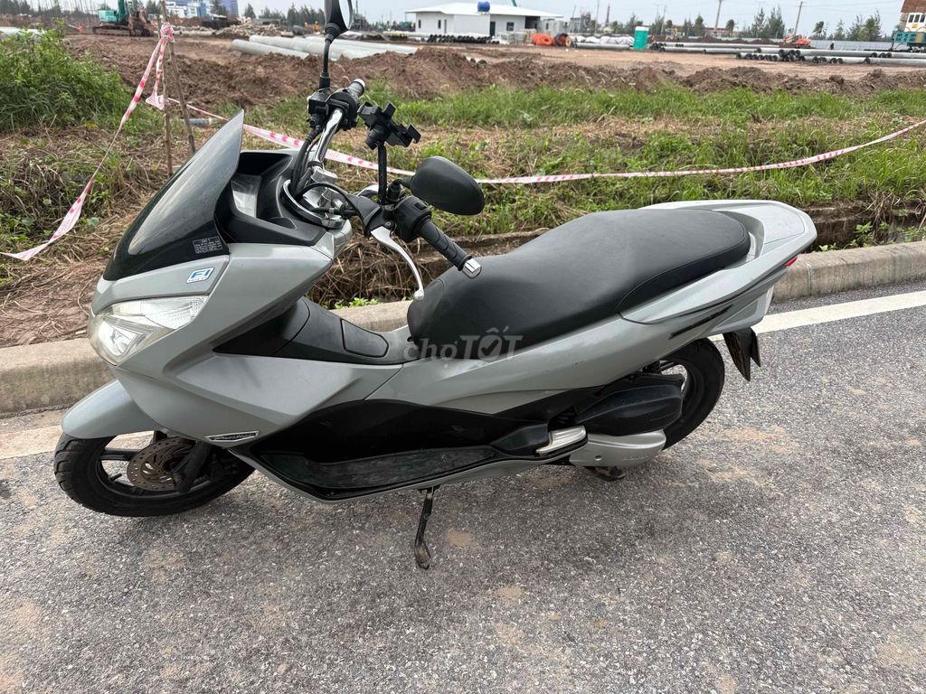 PCX đời đèn led 2014. Mua bán Xe máy tại Huyện Kim Bảng Hà Nam được đăng bởi Nokia cổ hình 6