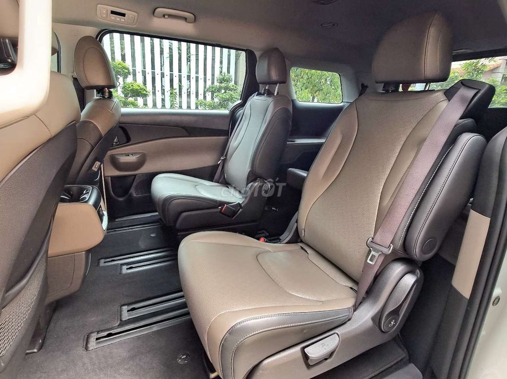 Kia Carnival Luxury 8s sx 2025, chỉ 4.0.0Tr. Mua bán Ô tô tại Thành phố Thủ Đức Tp Hồ Chí Minh được đăng bởi Đức Hưng Siêu thị ô tô Thủ Đức hình 18