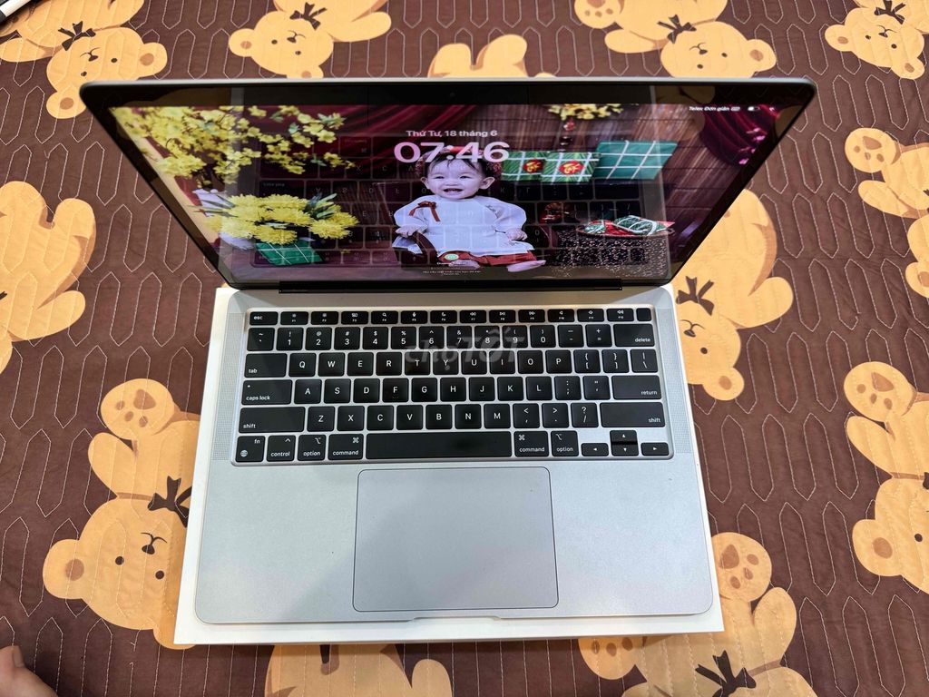 MacBook M1 2024 mới đập hộp cần nhượng lại GIÁ RẺ